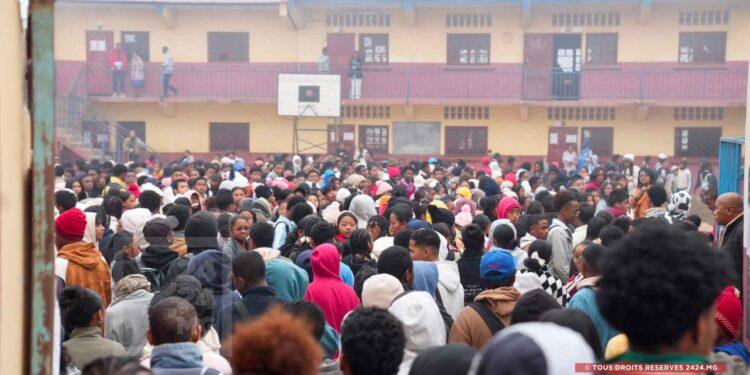 EXAMEN OFFICIEL – Une session de baccalauréat sous haute surveillance pour plus de 233 000 candidats à travers Madagascar