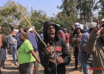 DIPLOMATIE – Le Ghana annonce le rapatriement de 1 000 ressortissants supplémentaires face aux violences xénophobes en Afrique du Sud