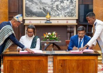 PARTENARIAT – Une convention avec une société indienne spécialisée en santé pour faciliter l’accès des patients malgaches à la dialyse