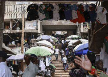 MIGRATION – Des Africains expulsés des États-Unis vers le Cameroun demandent la protection de leur “pays d’accueil” devant la justice