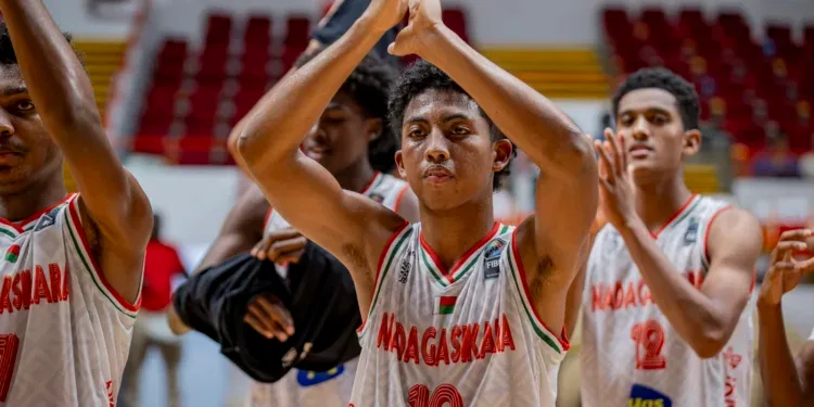 BASKETBALL – Madagascar affronte le Senegal en quarts de finale de l’Afrobasket U18