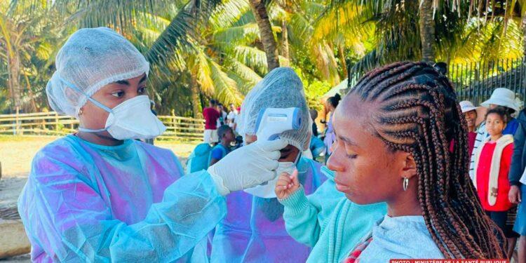 SANTÉ – Un barrage sanitaire installé à Maroantsetra après un cas suspect de Mpox à bord d’un navire en provenance de Toamasina